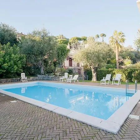 Casa Erbusin - 2 Bedrooms - Wifi - Pool Bordighera