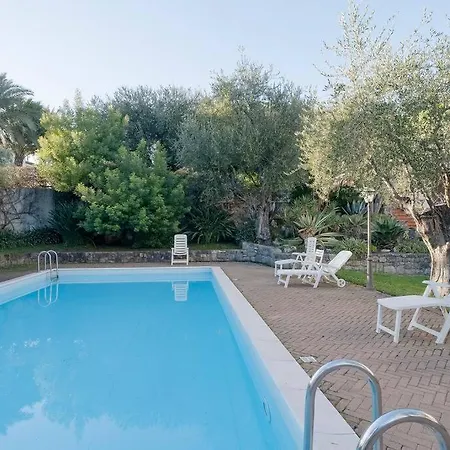 アパート Casa Erbusin - 2 Bedrooms - Wifi - Pool ボルディゲーラ