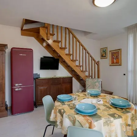 Daire Casa Erbusin - 2 Bedrooms - Wifi - Pool Bordighera