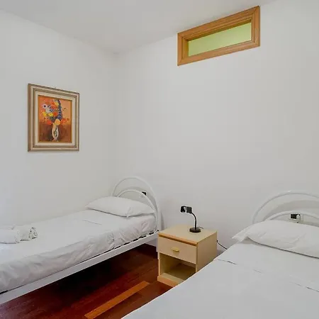 Daire Casa Erbusin - 2 Bedrooms - Wifi - Pool *